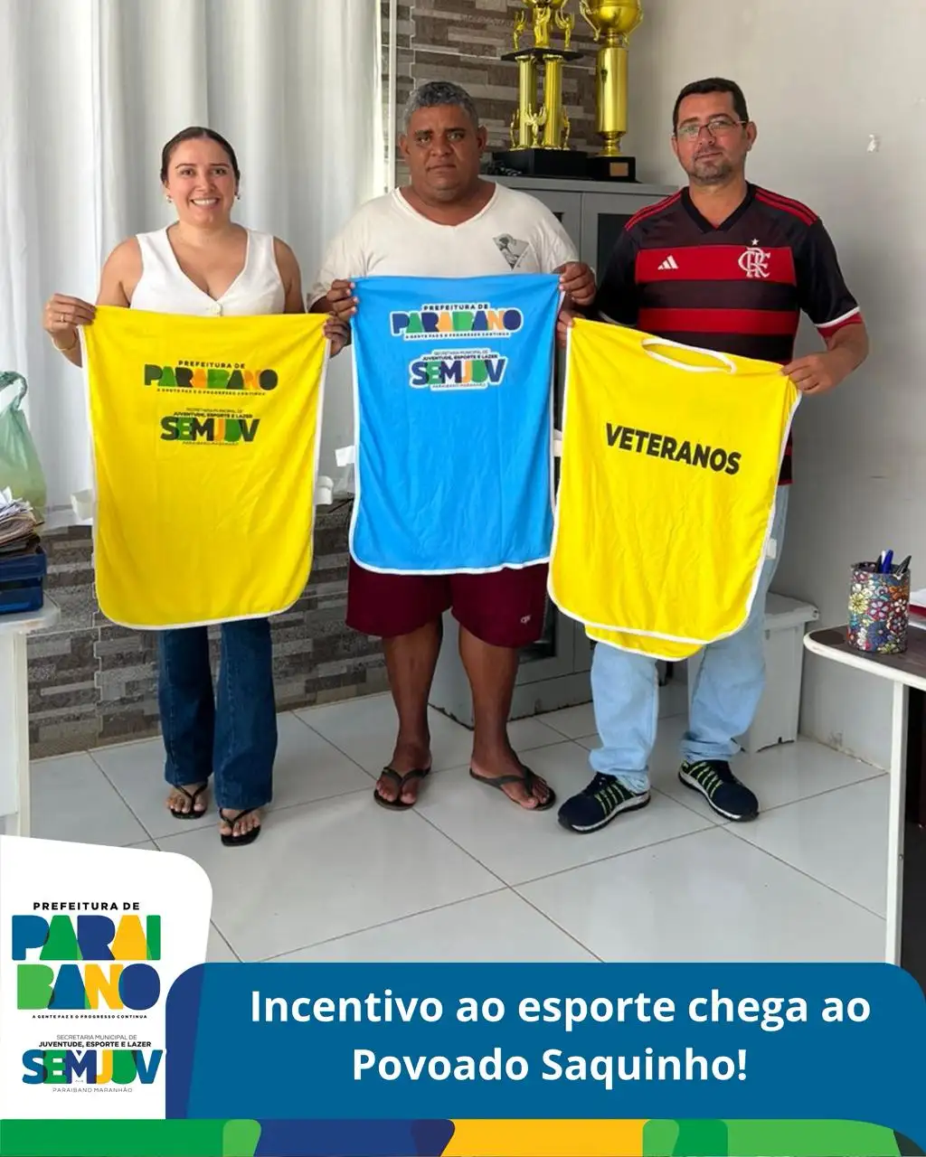 Prefeitura realizou a entrega de kits de coletes para o time de veteranos do Povoado Saquinho