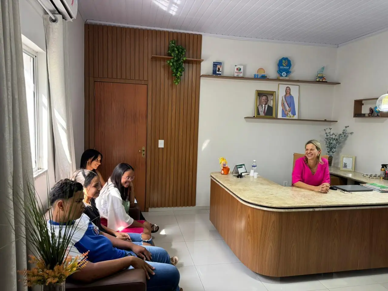 Foto 2 – Prefeitura de Paraibano realiza importante reunião com os jovens e o coordenador estadual do Programa Trabalho Jovem.